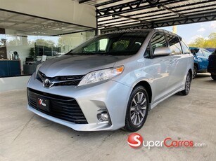 Toyota Sienna LE 2020