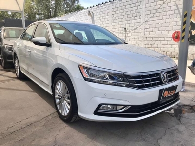 Volkswagen PASSAT SPORTLINE