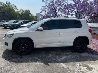 Volkswagen Tiguan 2.0 R-line At