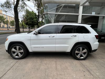 Jeep Grand Cherokee 5p Limited Advance Lujo V8/5.7 Aut