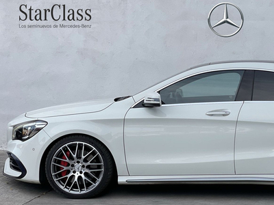 Mercedes-Benz Clase CLA 2.0 45 Amg At