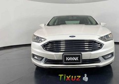 Auto Ford Fusion 2018 de único dueño en buen estado