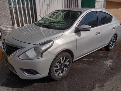 Nissan Versa 1.6 Exclusive Navi At