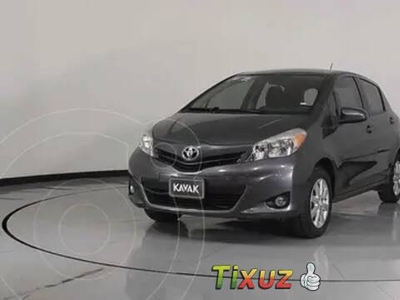 Toyota Yaris 5P 15L Premium Aut