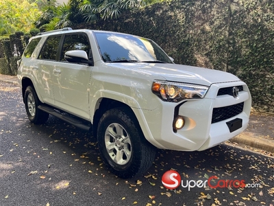 Toyota 4 Runner SR5 Premium 2019