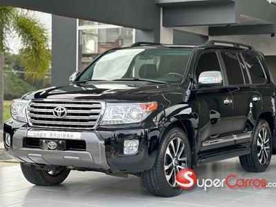 Toyota Land Cruiser VXR 2013