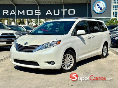 Toyota Sienna XLE Premium 2017