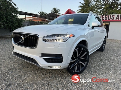 Volvo XC90 Momentum T6 2019