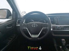 Toyota Highlander 2015 en buena condicción
