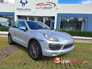 Porsche Cayenne S 2011