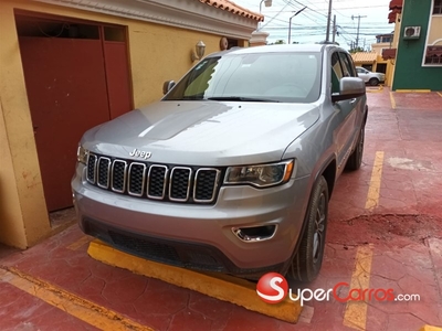 Jeep Grand Cherokee Laredo 2019