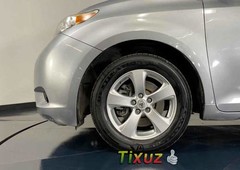 Se vende urgemente Toyota Sienna 2013 en Juárez
