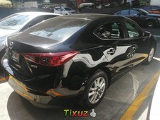 Auto Mazda 3 2017 de único dueño en buen estado
