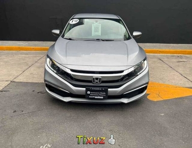 Se vende urgemente Honda Civic 2019 en San Fernando