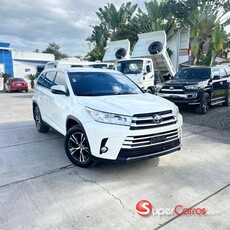 Toyota Highlander LE 2019