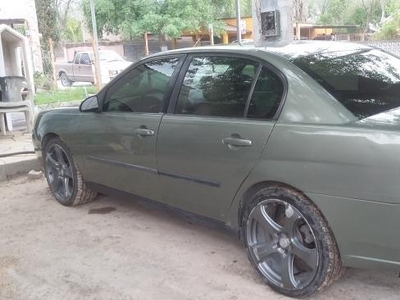 Chevrolet Malibu 2005 6 cil automático regularizado