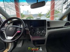 2015 Toyota Sienna XLE Piel