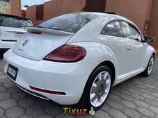Auto Volkswagen Beetle 2019 de único dueño en buen estado