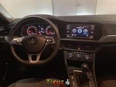 Auto Volkswagen Jetta Turbo 2019 de único dueño en buen estado