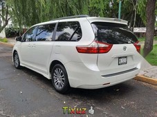 Venta de Toyota Sienna 2019 usado Automático a un precio de 416000 en Iztapalapa
