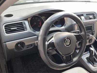 Volkswagen Jetta 2.0 Tiptronic At