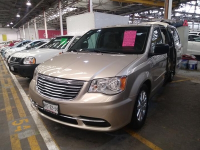 Chrysler Town Country