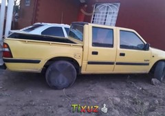 Chevrolet Luv impecable en Ayotlán más barato imposible