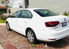 Coche impecable Volkswagen Jetta con precio asequible