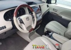 En venta un Toyota Sienna 2011 Automático muy bien cuidado