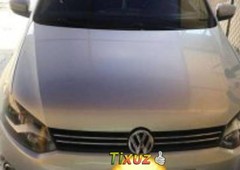 En venta un Volkswagen Vento 2015 Automático muy bien cuidado