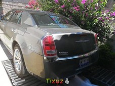 Impecable automovil Chrysler 300