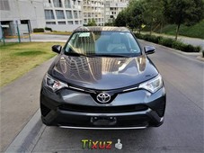 Impecable Toyota RAV4 2018 5 Puertas XLE 25 Gris 4X4 VEN POR TU AUTO