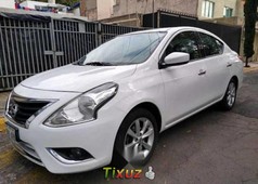 Nissan Versa 2015 impecable