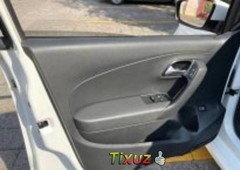 No te pierdas un excelente Volkswagen Vento 2015 Automático en Tlalnepantla de Baz