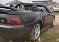 Quiero vender cuanto antes posible un Ford Mustang 1999