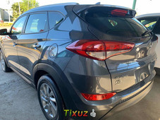 Quiero vender inmediatamente mi auto Hyundai Tucson 2017