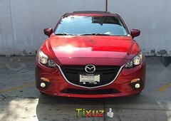 Quiero vender inmediatamente mi auto Mazda 3 2016 muy bien cuidado