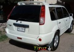 Quiero vender inmediatamente mi auto Nissan XTrail 2004 muy bien cuidado