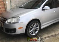 Quiero vender inmediatamente mi auto Volkswagen Bora 2006
