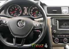 Quiero vender urgentemente mi auto Volkswagen Passat 2017 muy bien estado