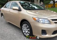 Se vende un Toyota Corolla de segunda mano