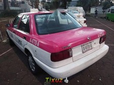 Taxi de la CDMX Nissan Tsuru