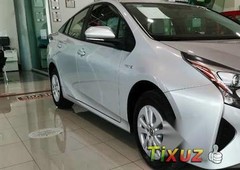 Toyota Prius Premium Cvt 2017 3 Años De Garantia