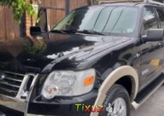 Un carro Ford Explorer 2007 en Coacalco de Berriozábal