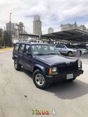 Un excelente Jeep Cherokee 1996 está en la venta
