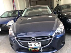 Urge Un excelente Mazda 2 2016 Automático vendido a un precio increíblemente barato en Guadalajara