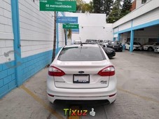 Urge Vendo excelente Ford Fiesta 2016 Automático en en Monterrey
