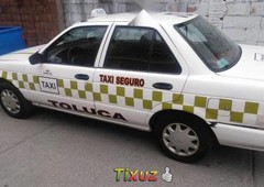 vendo tsuru taxi con renta de placas