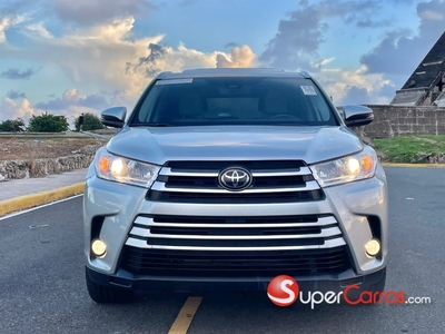 Toyota Highlander XLE 2019