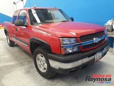 Chevrolet Silverado 2003 8 cil automatica 4x4 regularizada